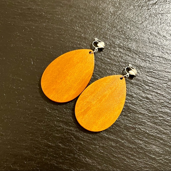 Boho Wooden Dangle Drop Clip On Teardrop Shape Earrings - Picture 7 of 9